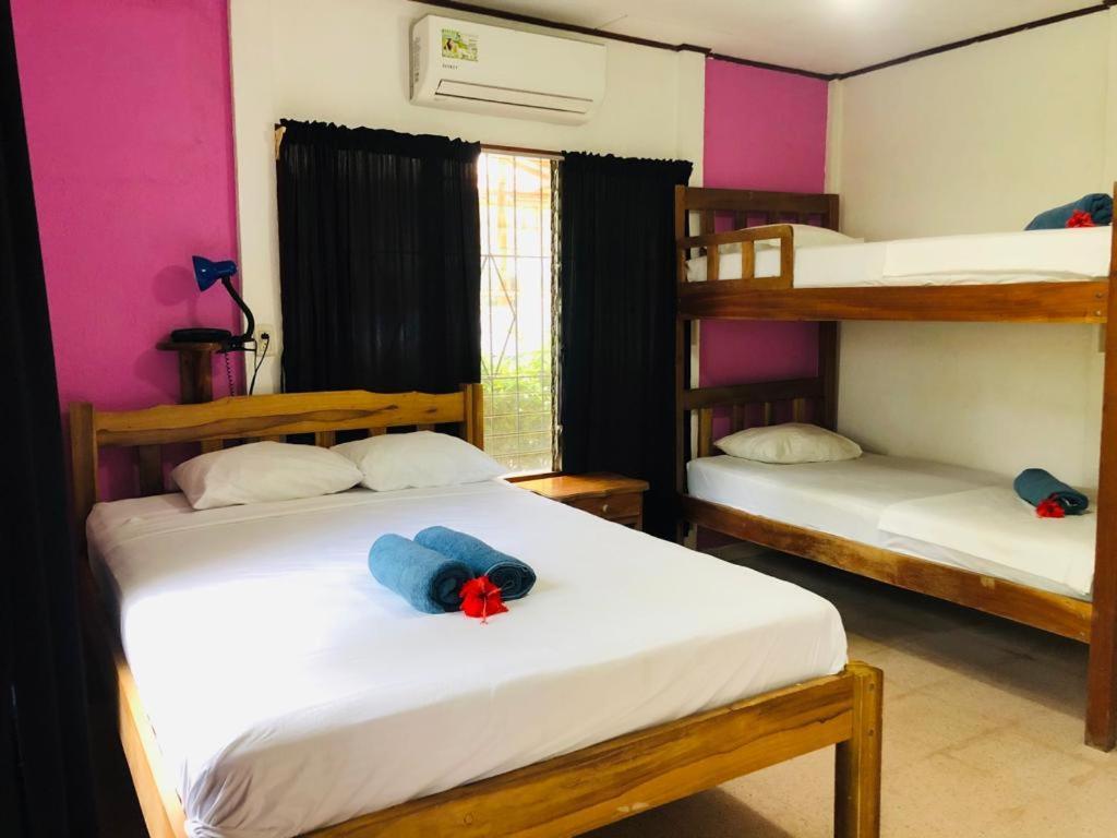 Hotel Isolina Beach Потреро Екстериор снимка