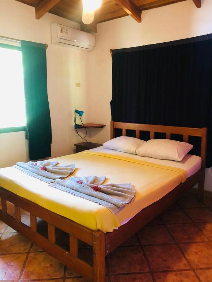 Hotel Isolina Beach Потреро Екстериор снимка