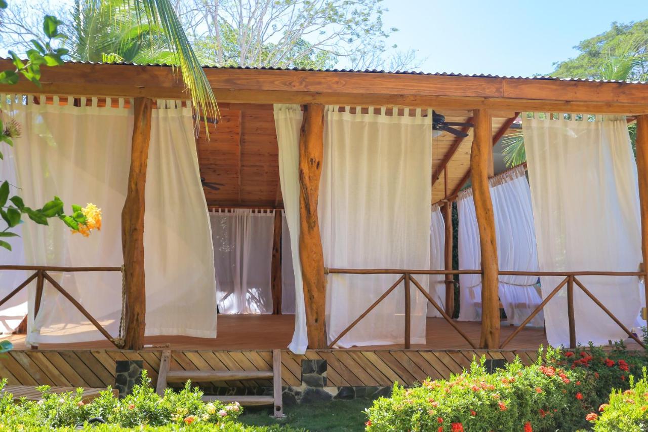 Hotel Isolina Beach Потреро Екстериор снимка